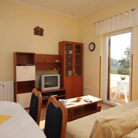 Family Friendly With A Swimming Pool Manjadvorci, Marcana - 2209